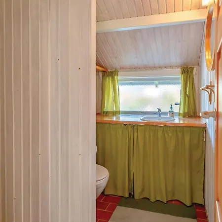 Three-bedroom In Brenderup Fyn Semesterbostad