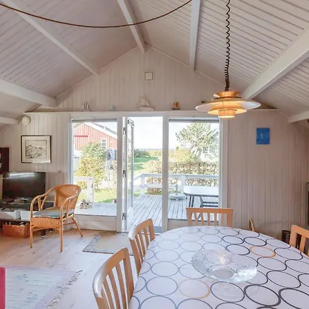 Beautiful Home In Brenderup Fyn