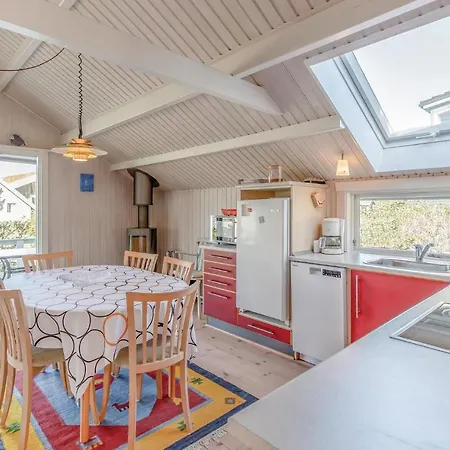 Semesterbostad Three-bedroom In Brenderup Fyn Vedelshave