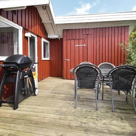 Semesterbostad Three-bedroom In Brenderup Fyn *